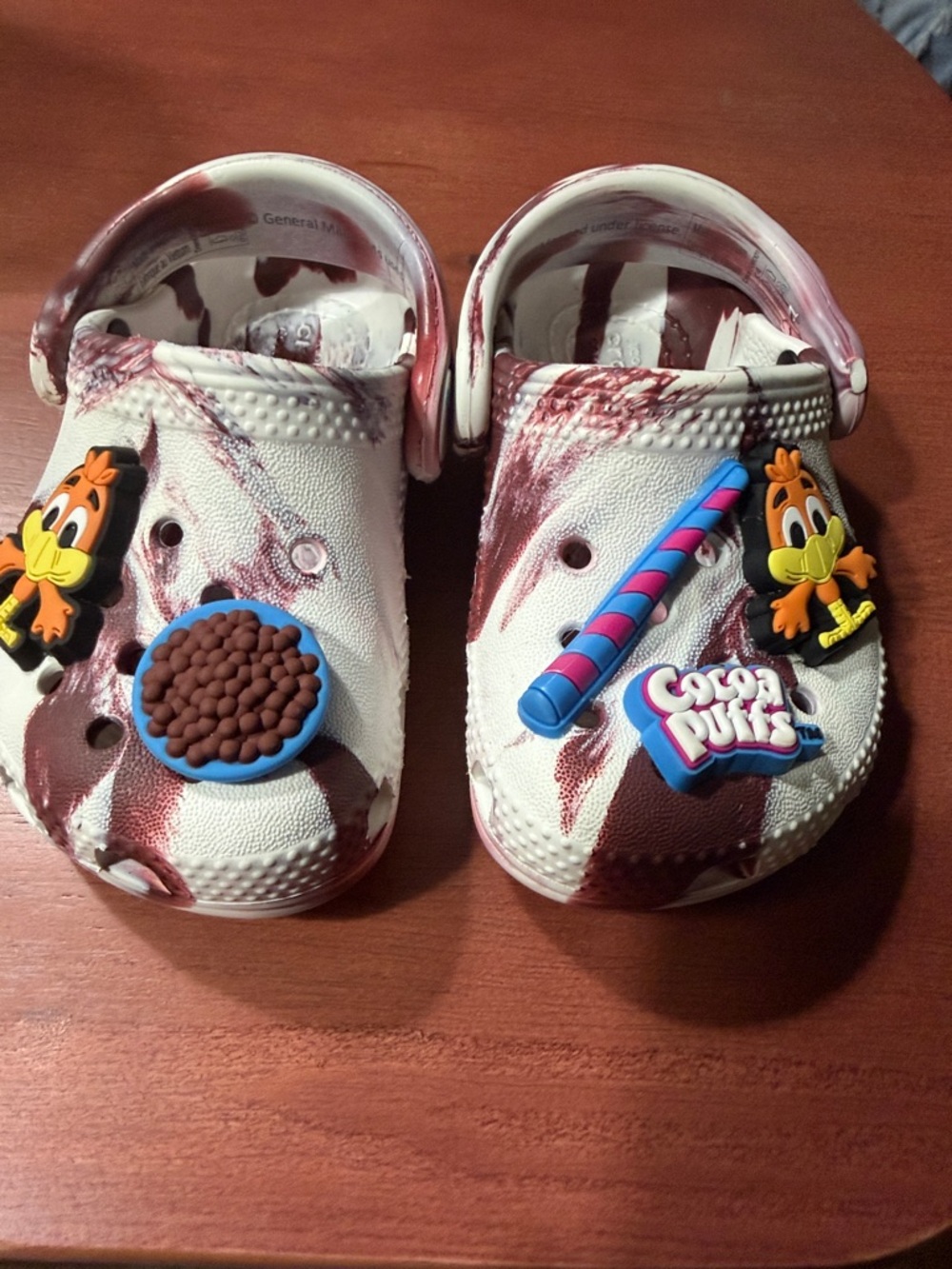 CROCS Kids White and Brown Marble Clogs with Cartoon Cereal Charms